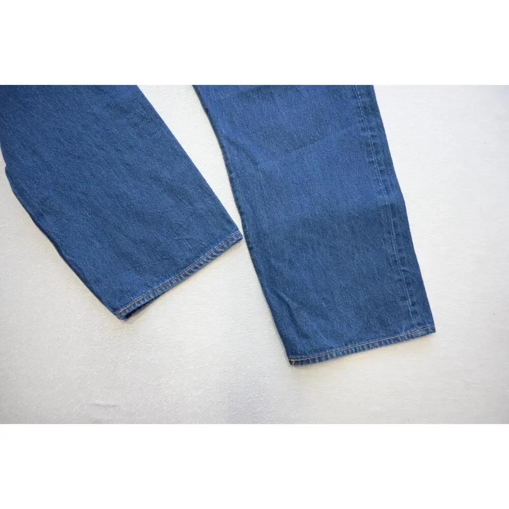Levis color blue